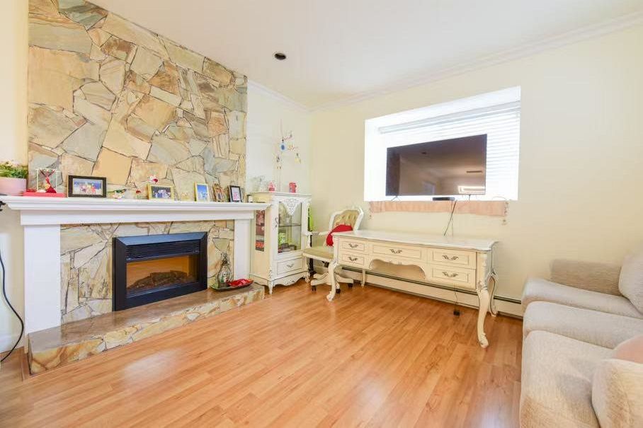 2683 W 41st Avenue Vancouver, BC - 3