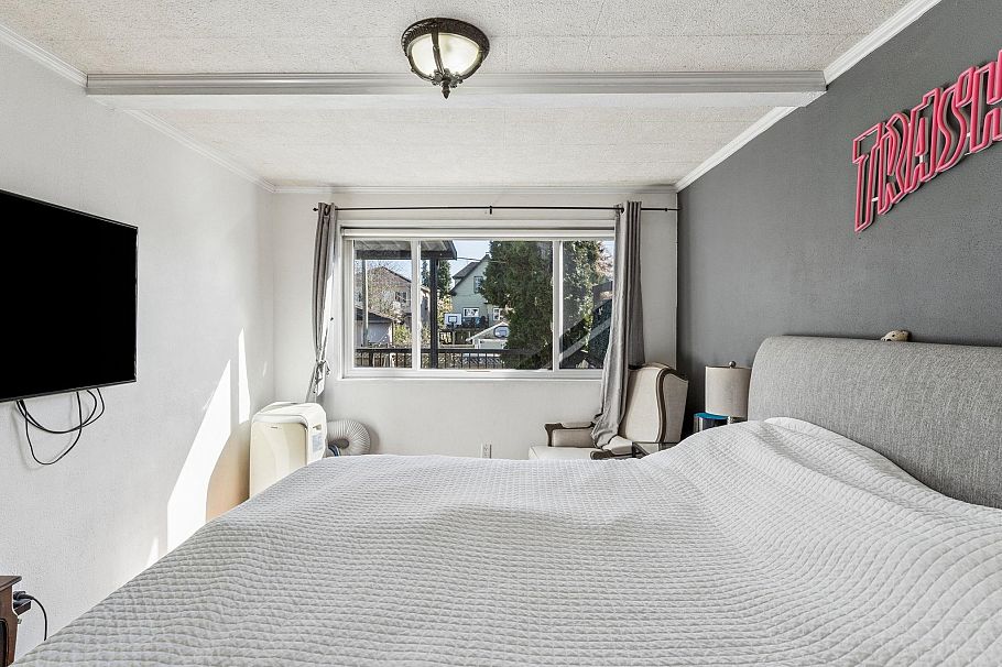 2486 Eton Street Vancouver, BC - 15