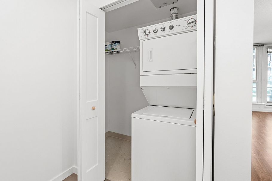 2210 233 Robson Street Vancouver, BC - 17