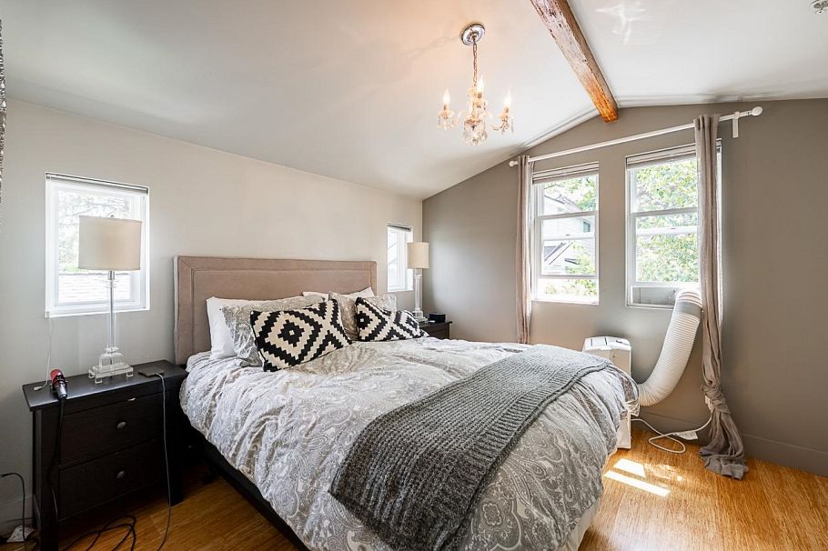 341 W 22nd Avenue Vancouver, BC - 34