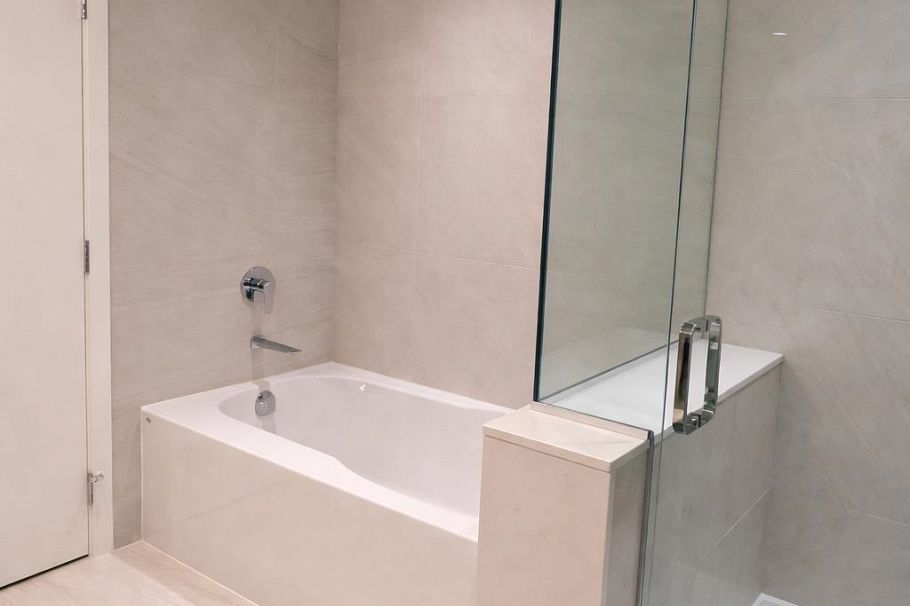 425 755 Harbourside Drive North Vancouver, BC - 9