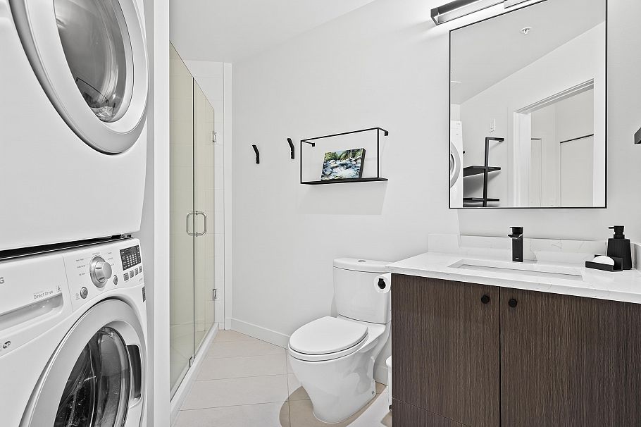 305 105 W 2nd Street North Vancouver, BC - 25