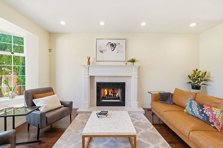 4063 Shone Road North Vancouver, BC - 4