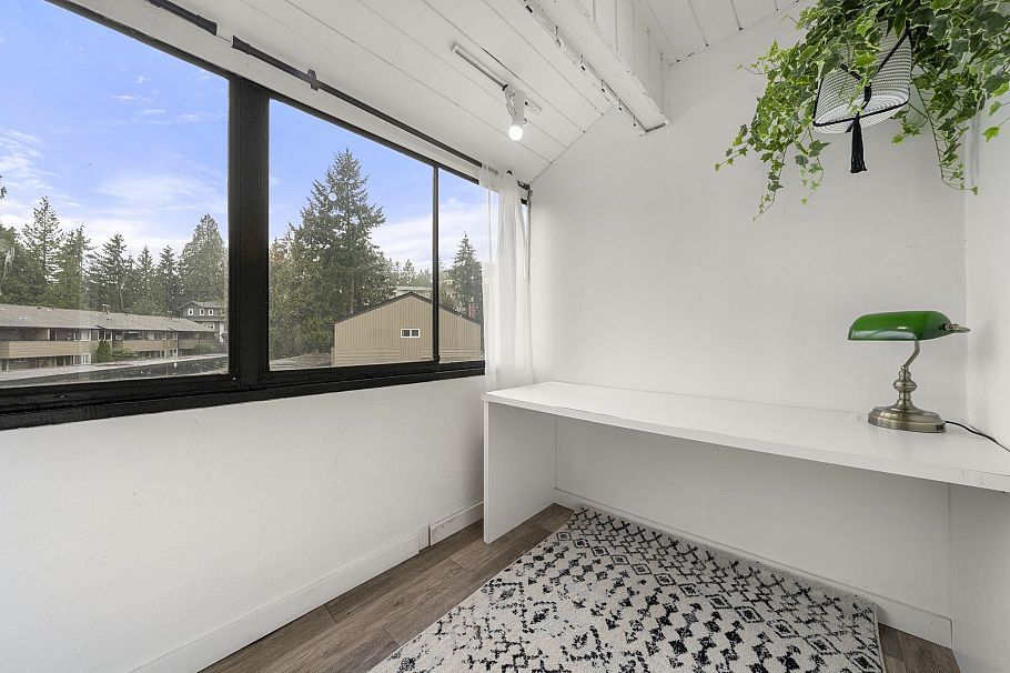 2315 Mountain Highway North Vancouver, BC - 31