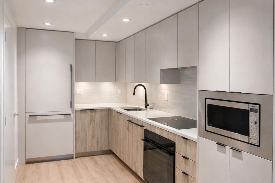 425 755 Harbourside Drive North Vancouver, BC - 3