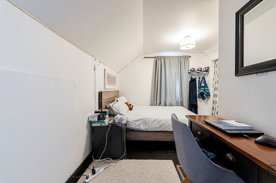 341 W 22nd Avenue Vancouver, BC - 19