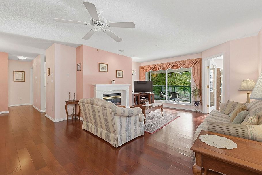 312 3680 Banff Court North Vancouver, BC - 3