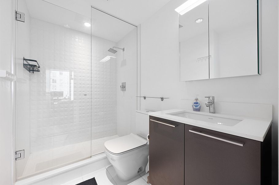 1210 2220 Kingsway Vancouver, BC - 26