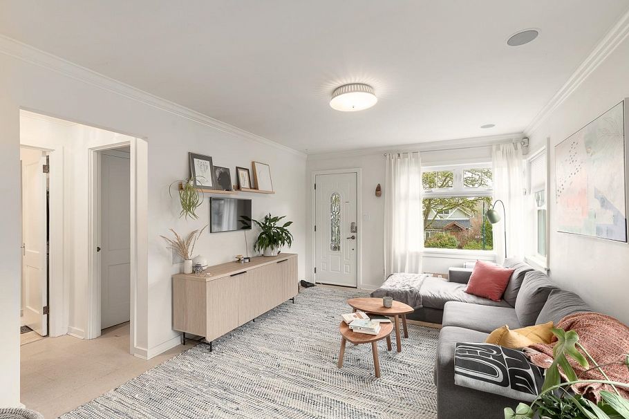 796 E 22nd Avenue Vancouver, BC - 3