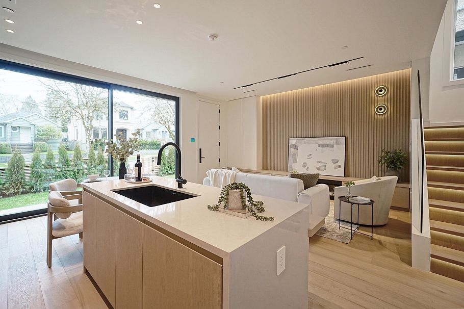 1 4634 W 15th Avenue Vancouver, BC - 6