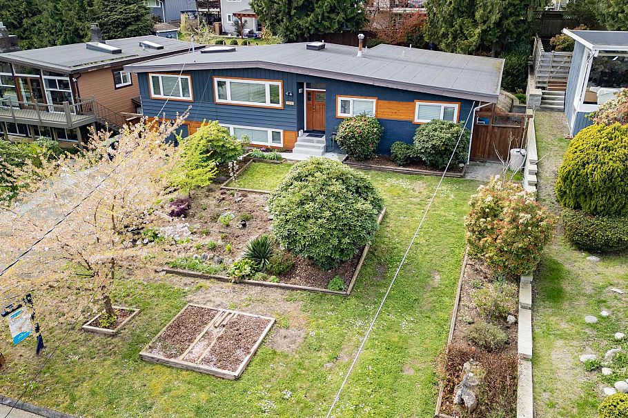 2175 Greylynn Crescent North Vancouver, BC - 3