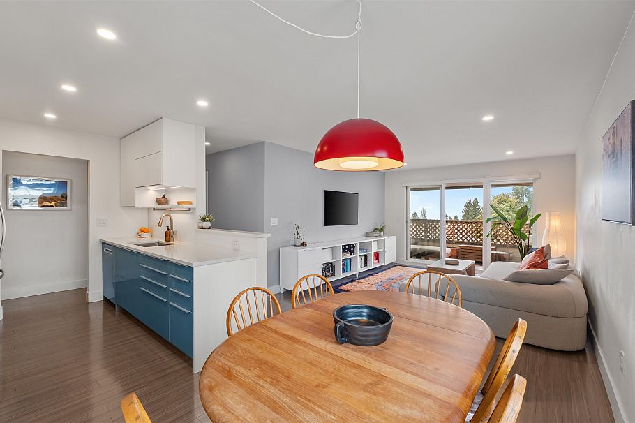 104 105 W Kings Road North Vancouver, BC - 14