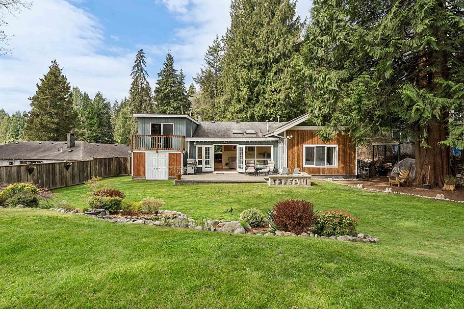 1874 Appin Road North Vancouver, BC - 35