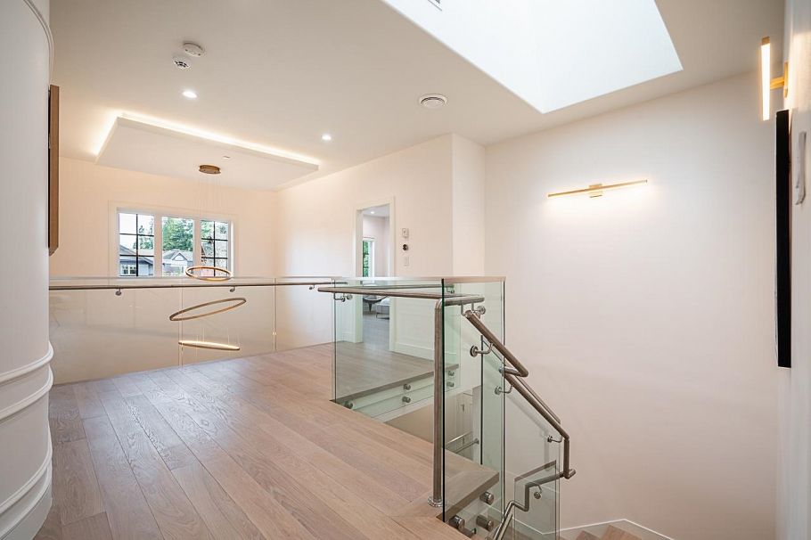 1203 W 38th Avenue Vancouver, BC - 27