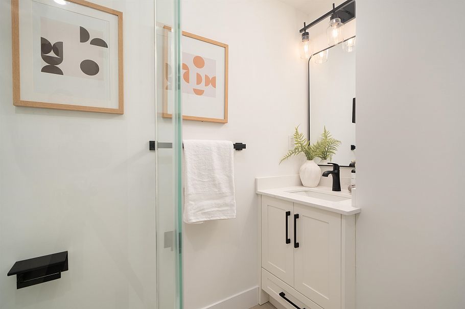 4826 Duchess Street Vancouver, BC - 18