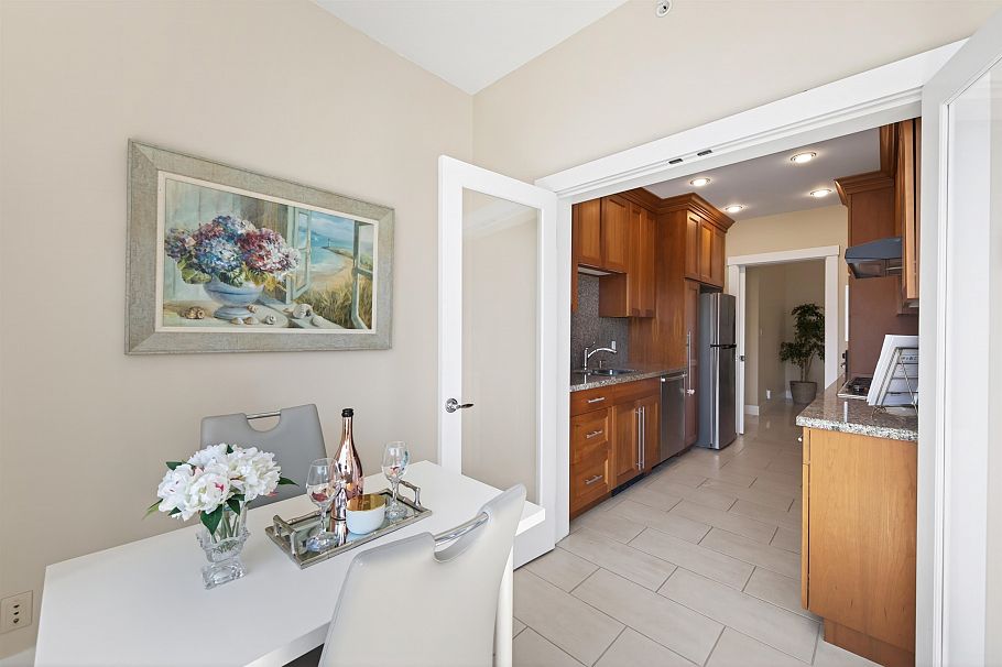 613 4685 Valley Drive Vancouver, BC - 9