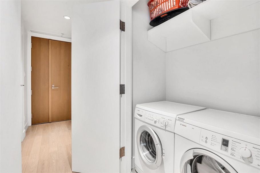 2208 1111 Alberni Street Vancouver, BC - 17