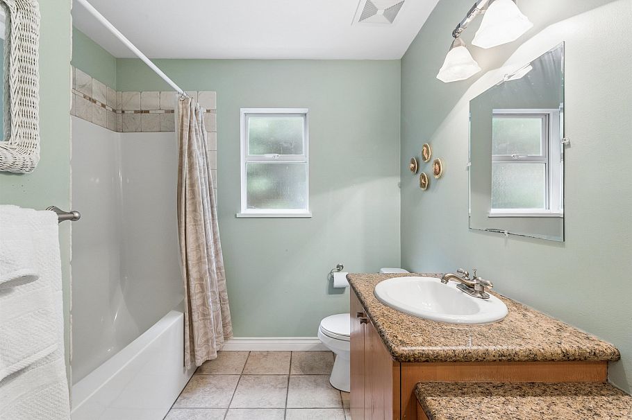 1874 Appin Road North Vancouver, BC - 19