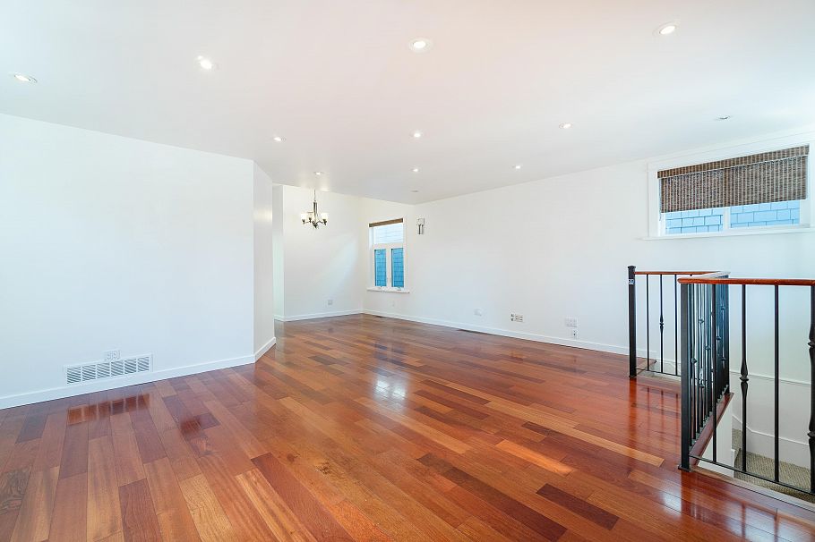 454 E 28th Avenue Vancouver, BC - 6