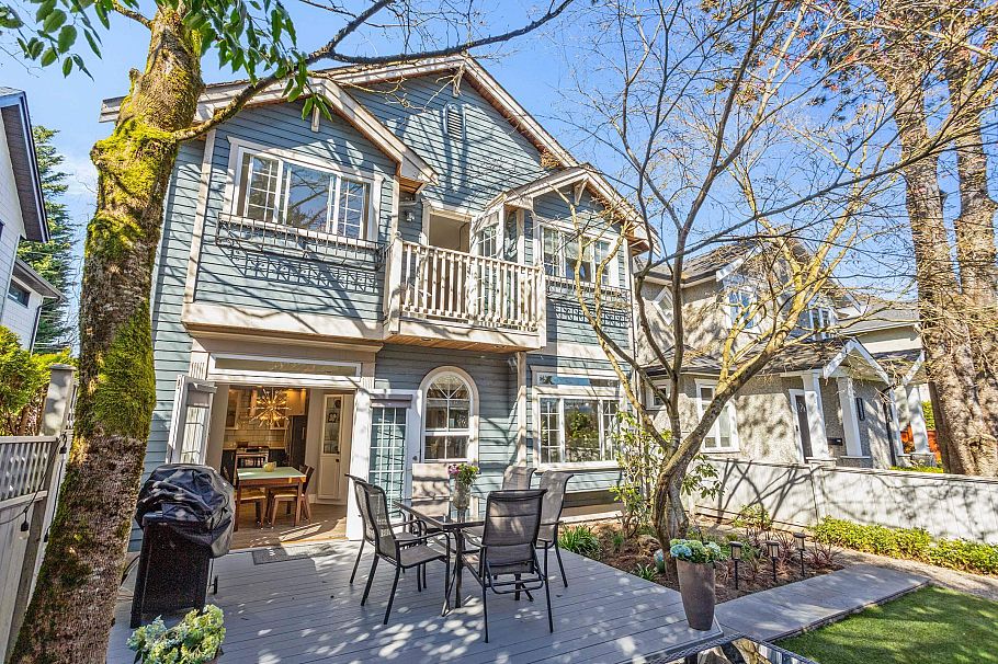 2855 W 16th Avenue Vancouver, BC - 23