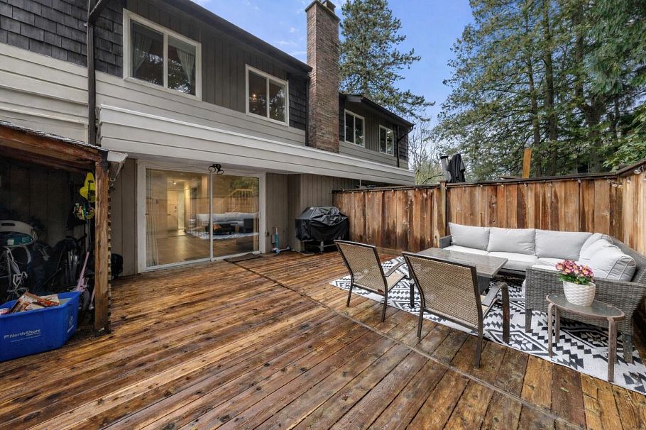 2315 Mountain Highway North Vancouver, BC - 18