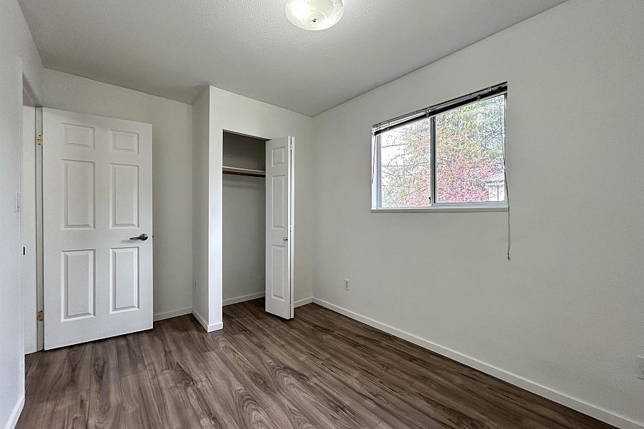 Main 4502 NANAIMO STREET, Vancouver BC V5N 5J4 Vancouver, BC - 7