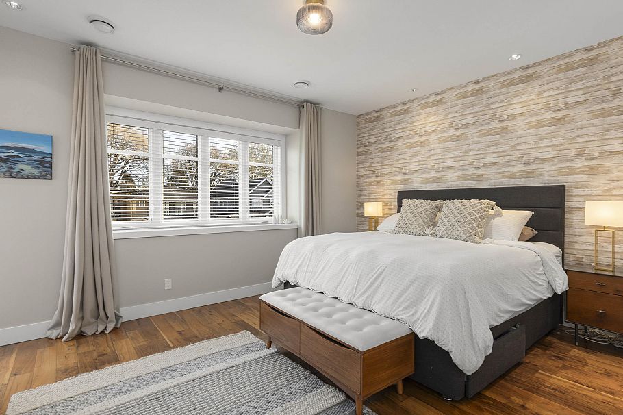 2782 W 37th Avenue Vancouver, BC - 20