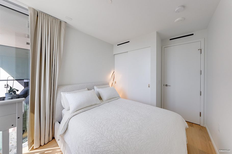 1605 1568 Alberni Street Vancouver, BC - 16