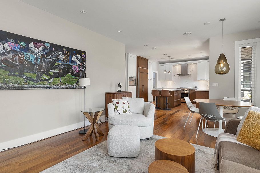 2782 W 37th Avenue Vancouver, BC - 19