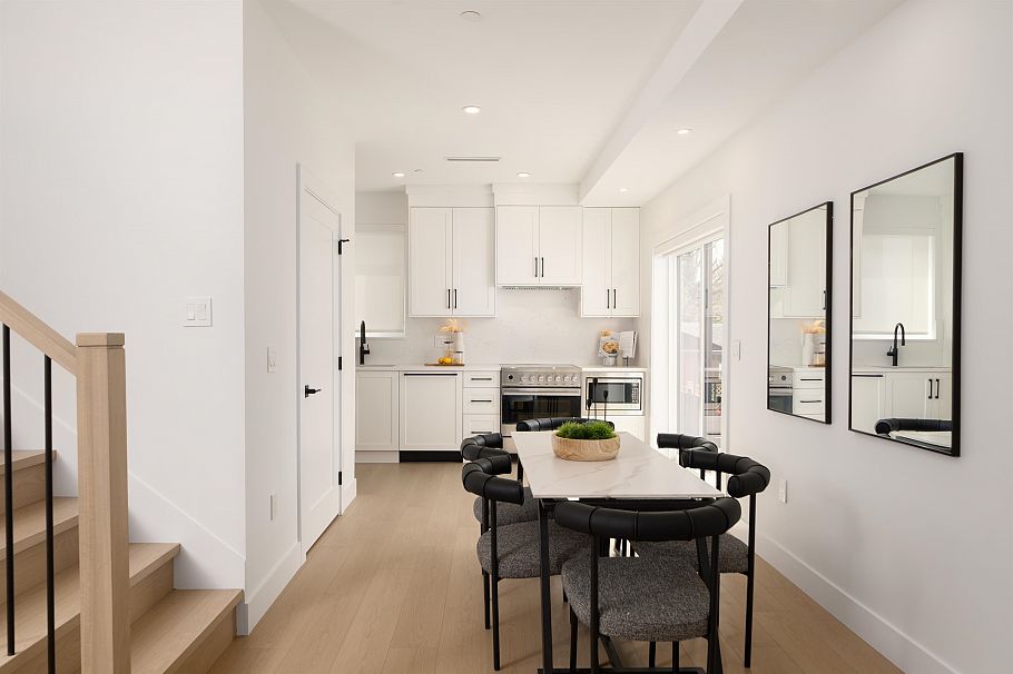 4826 Duchess Street Vancouver, BC - 6