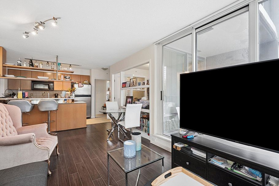 205 1438 Richards Street Vancouver, BC - 8