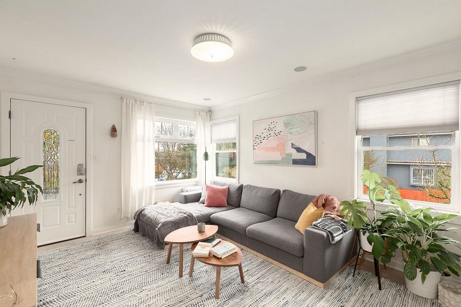 796 E 22nd Avenue Vancouver, BC - 2