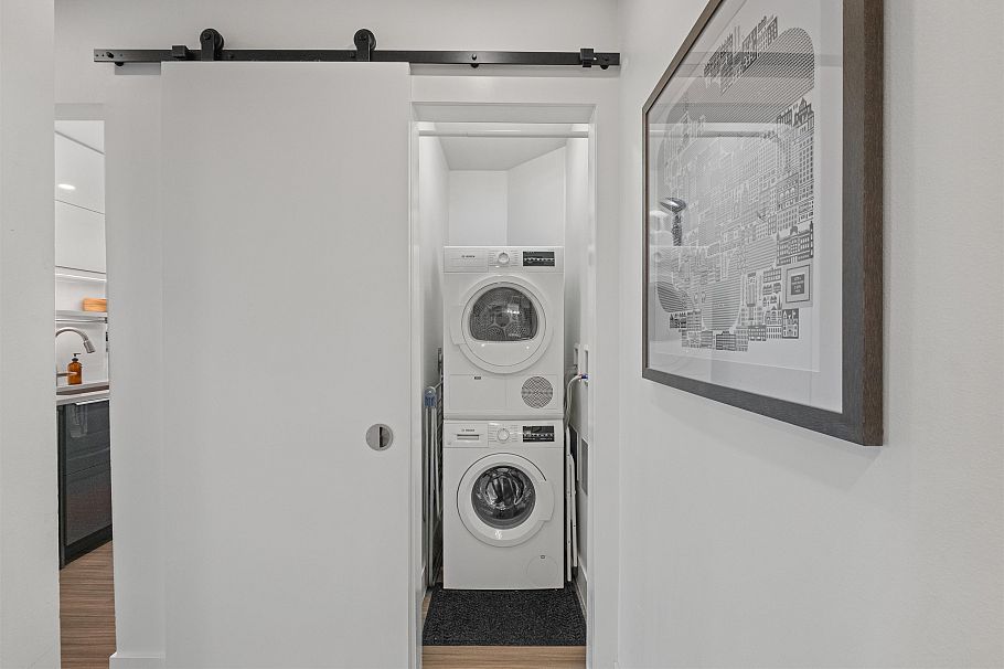 104 105 W Kings Road North Vancouver, BC - 26