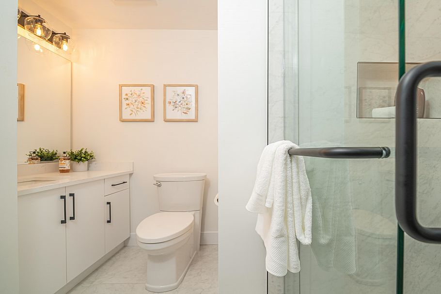 1924 William Street Vancouver, BC - 24