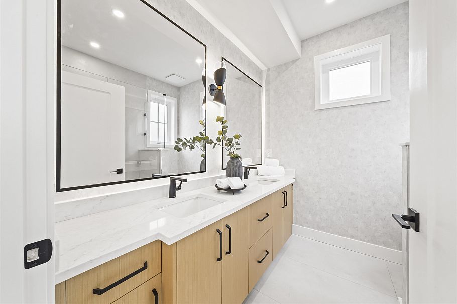 1 312 E 40th Avenue Vancouver, BC - 27