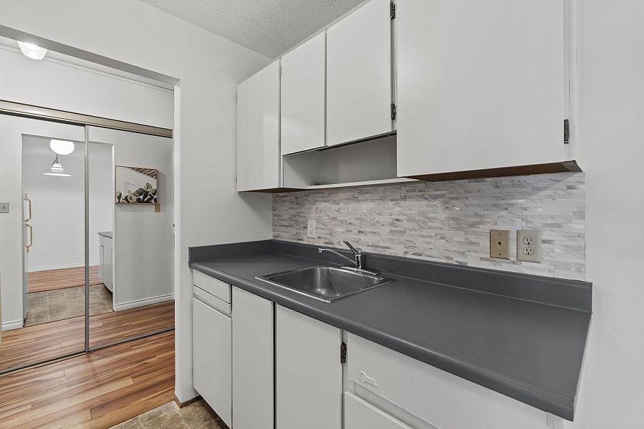 315 310 W 3rd Street North Vancouver, BC - 12