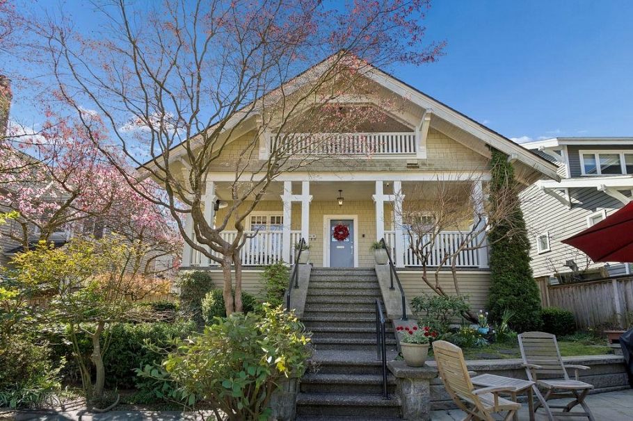 1956 W 14 Avenue Vancouver, BC - 1