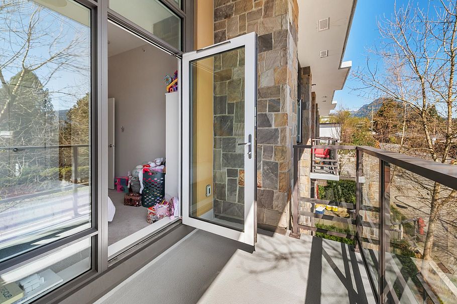 2765 Mountain Highway North Vancouver, BC - 19