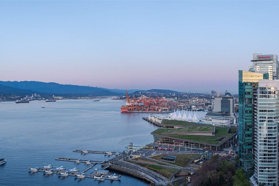 3402 1281 W Cordova Street Vancouver, BC - 2