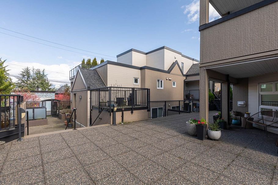 14 1350 W 6th Avenue Vancouver, BC - 21