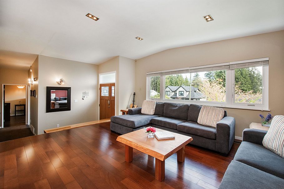 2175 Greylynn Crescent North Vancouver, BC - 7