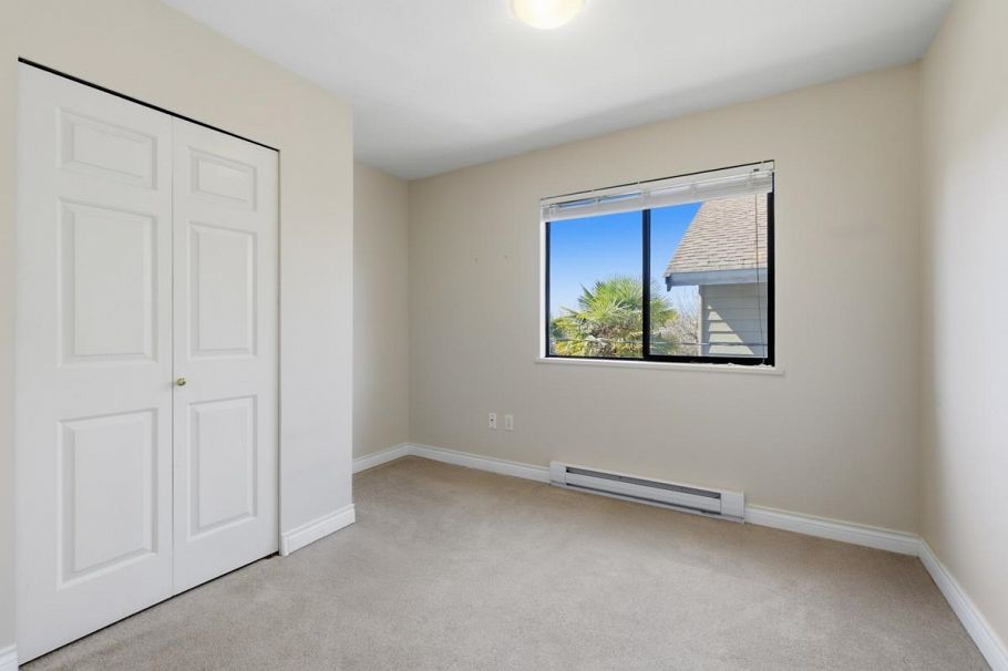 253 E 19th Street North Vancouver, BC - 22