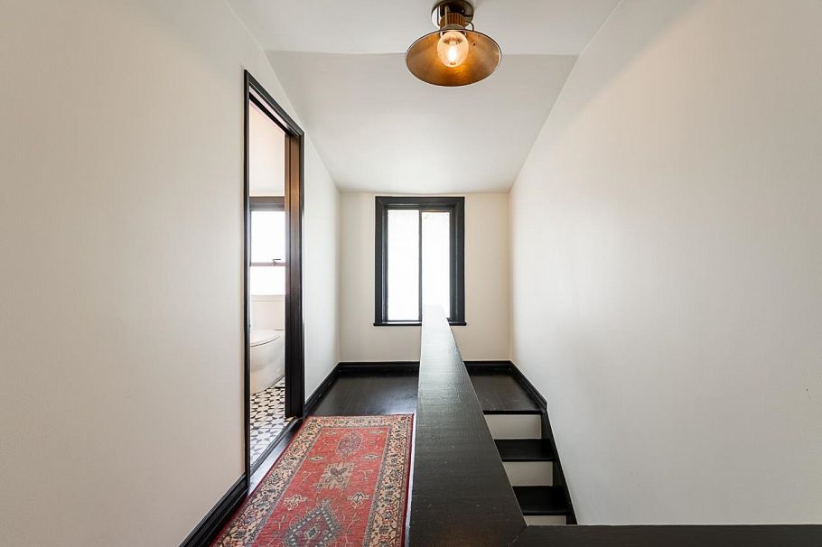 341 W 22nd Avenue Vancouver, BC - 15