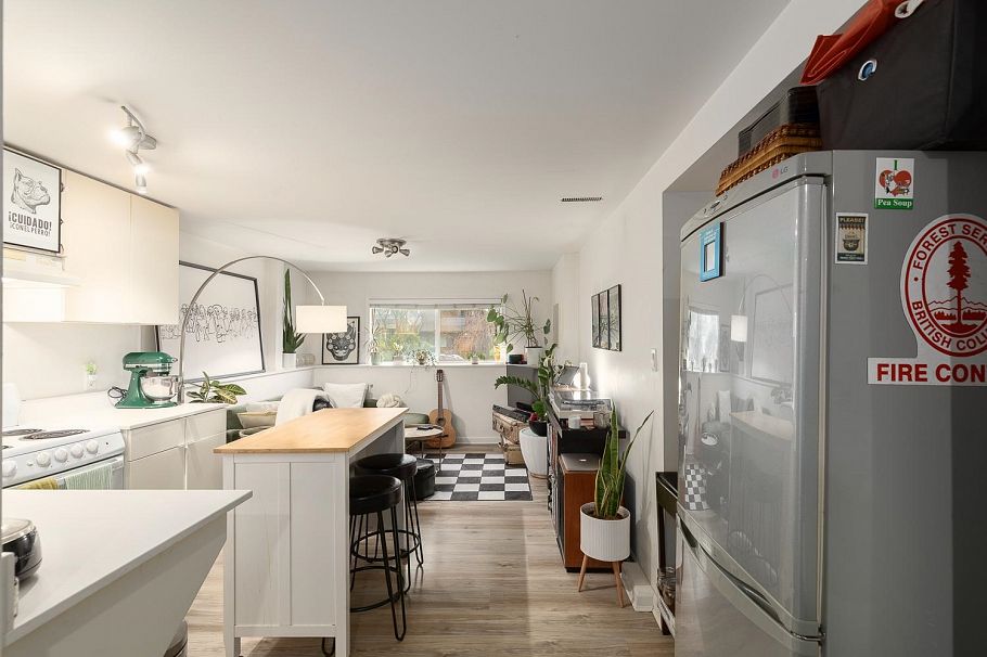 796 E 22nd Avenue Vancouver, BC - 16