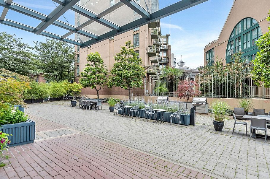 319 55 E Cordova Street Vancouver, BC - 21