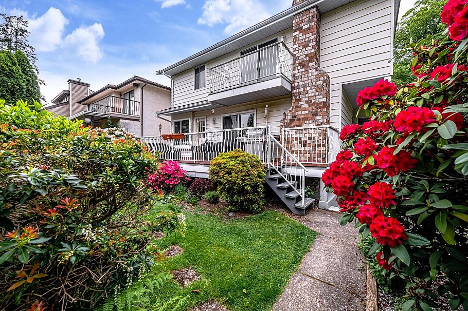 3982 W 29th Avenue Vancouver, BC - 2