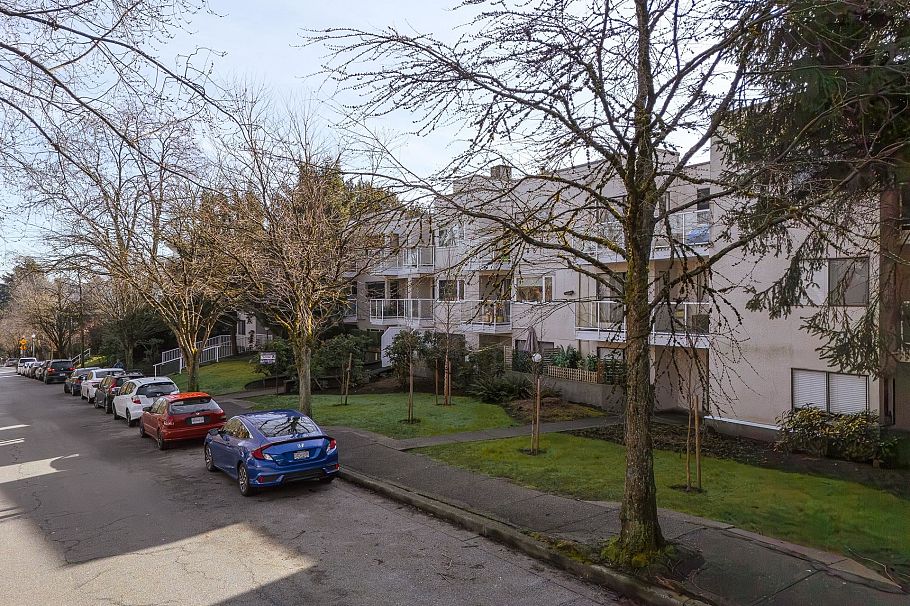 215 830 E 7th Avenue Vancouver, BC - 20