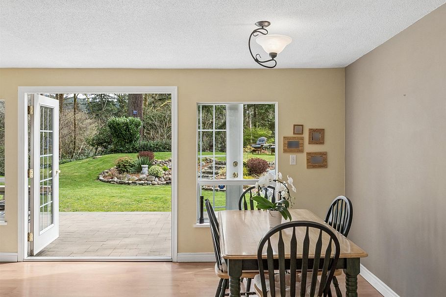 1874 Appin Road North Vancouver, BC - 11