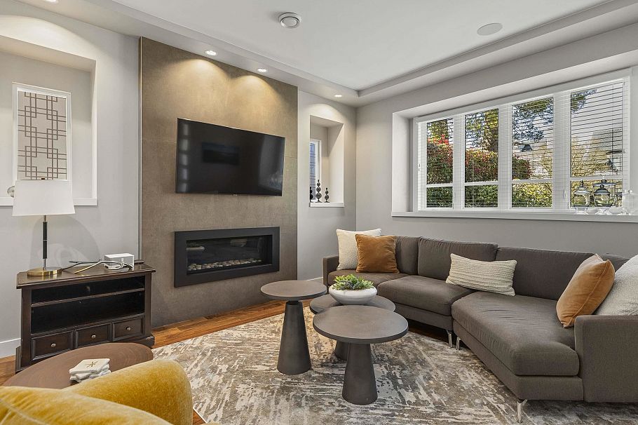 2782 W 37th Avenue Vancouver, BC - 5