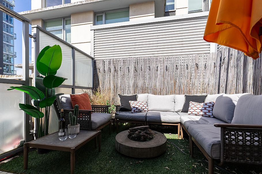 312 328 E 11th Avenue Vancouver, BC - 33